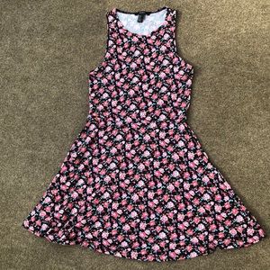 Flower patterned dress!